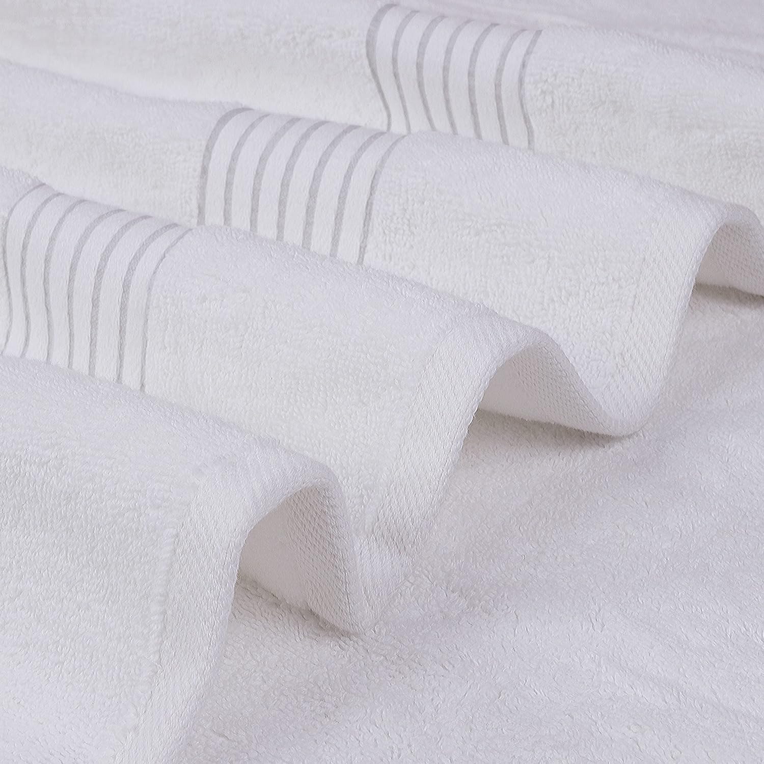 Utopia Towels Luxury Bath Towels, 27x54 Inch, 600 GSM Hotel Towels (Bulk  Pack of 12, Plum)